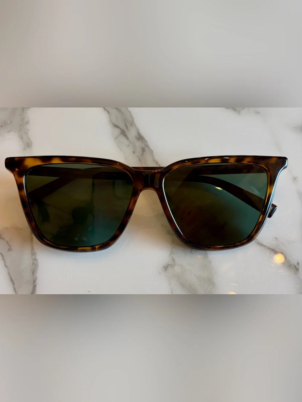 Givenchy GV7160/S Tortoise Wayfarer Sunglasses 55mm Green Lenses w/Case